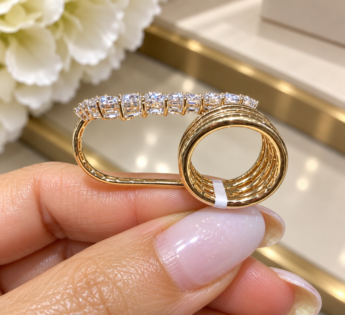 18K Gold Diamond Sculptural Wrap Ring – 1.02 CT