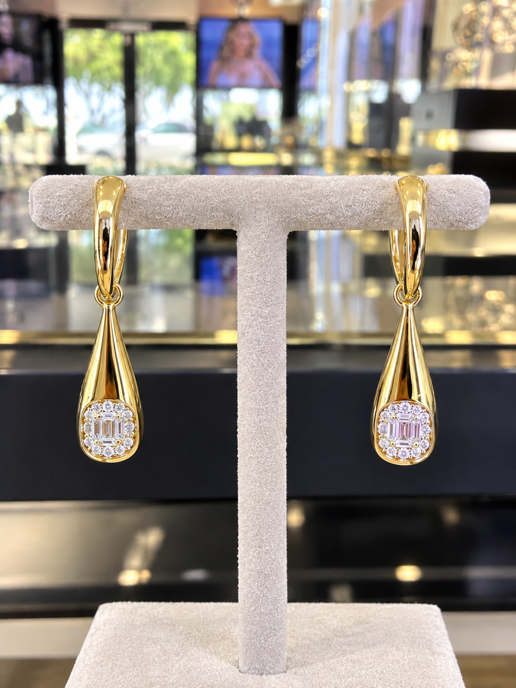 Icon Lumeria 14K Yellow Gold Diamond Drop Earrings – 0.40 CTW