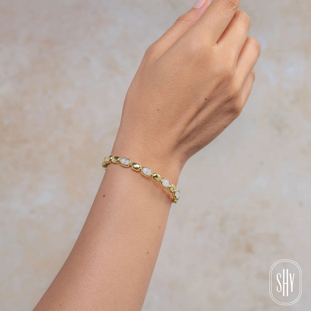 0.40CT DIAMOND BAGUETTE BANGLE